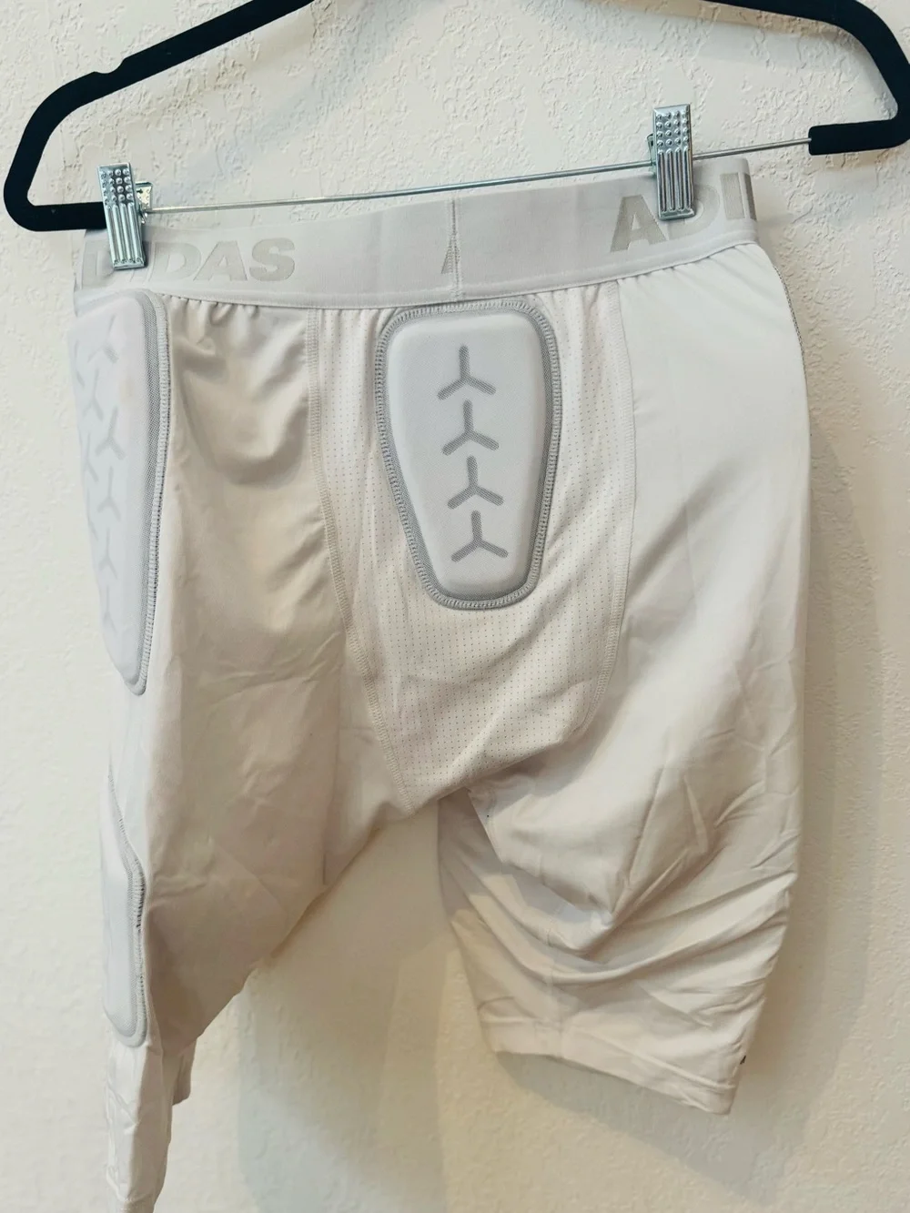 Adidas 'aero ready' 5 pad compression girdle for to be worn under football pants